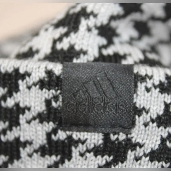 Adidas x Ivy Park Beanie  Black Gray Rare UNISEX Winter Cap OSFM NWT - Picture 4 of 9